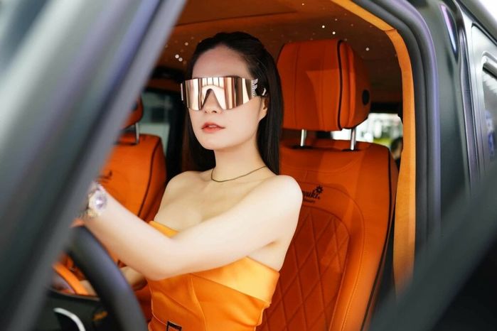 Sao Việt vung tiền tân trang xe: Di Băng 500 triệu vẫn thua Ngọc Trinh