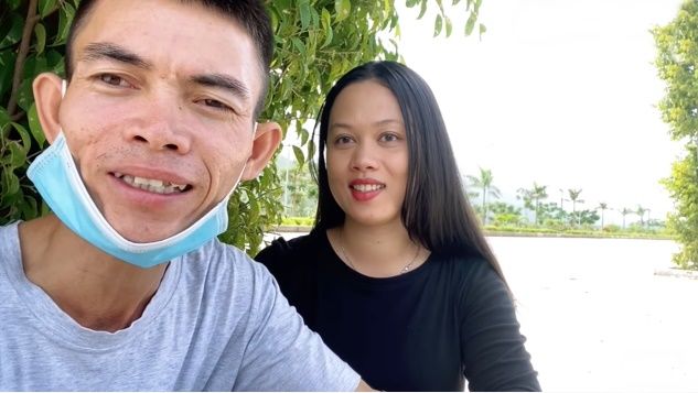 3 YouTuber Việt thoát nghèo năm 2021: Mua đất xây nhà, lấy vợ
