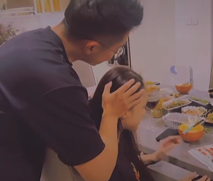 Matt Liu mê đắm Hương Giang: hôn vợ sắp cưới mọi lúc mọi nơi