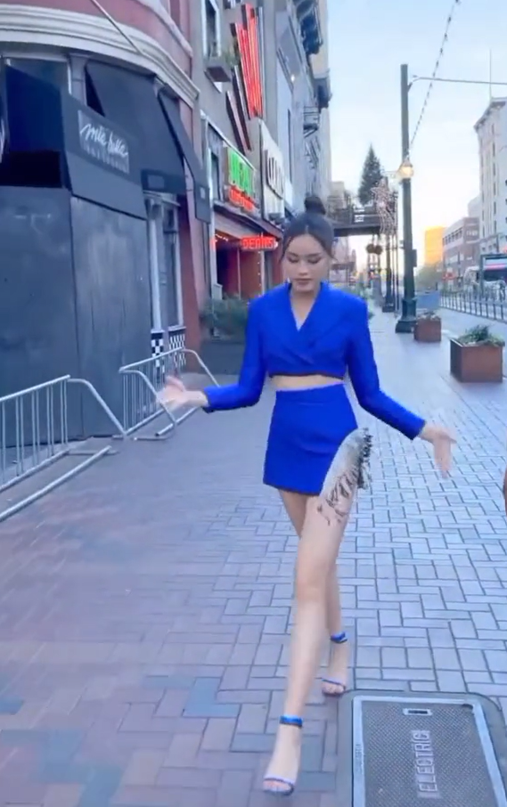 Đỗ Thị Hà mở show streetstyle ấn định ngày chung kết Miss World