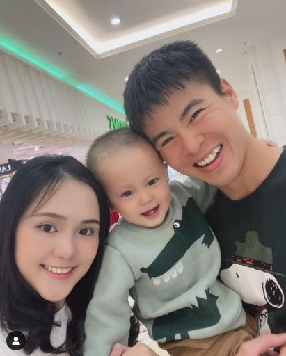 Con trai Duy Mạnh mới lên 1 đã là hot kid, lớn phổng phao