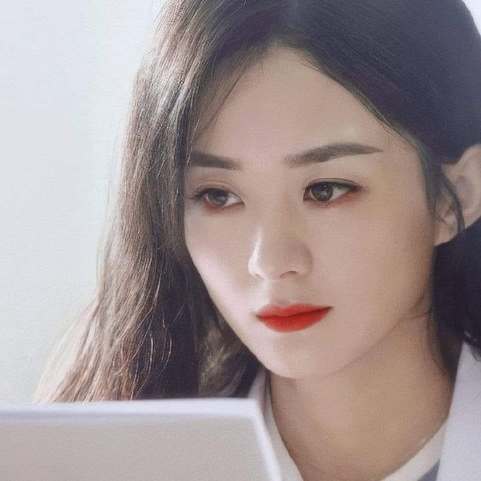 Đọ nụ cười khi hóa tà nữ của dàn mỹ nhân Cbiz