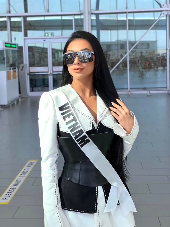 5 mỹ nhân Việt mặc đồ ngược: Kim Duyên vẫn chất lừ ở Miss Universe