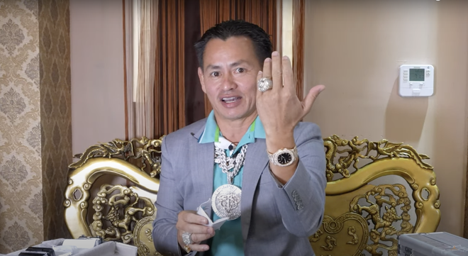 Khoa Pug - Johnny Đặng thay đổi như thế nào theo thời gian
