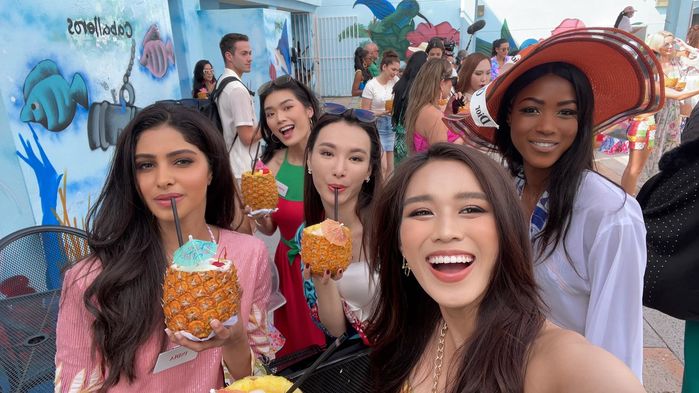 Ngày thứ 11 ở Miss World: Đỗ Thị Hà diện áo chỉ 1 gang tay