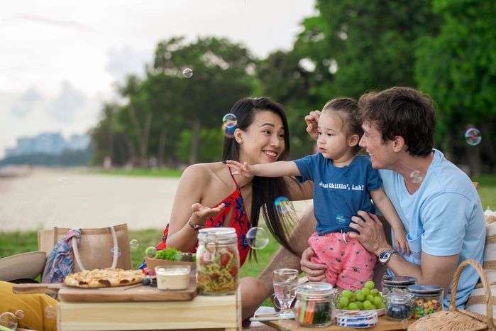 Nhan sắc vừa vượt cạn của mỹ nhân Việt: Phạm Hương xứng nữ thần