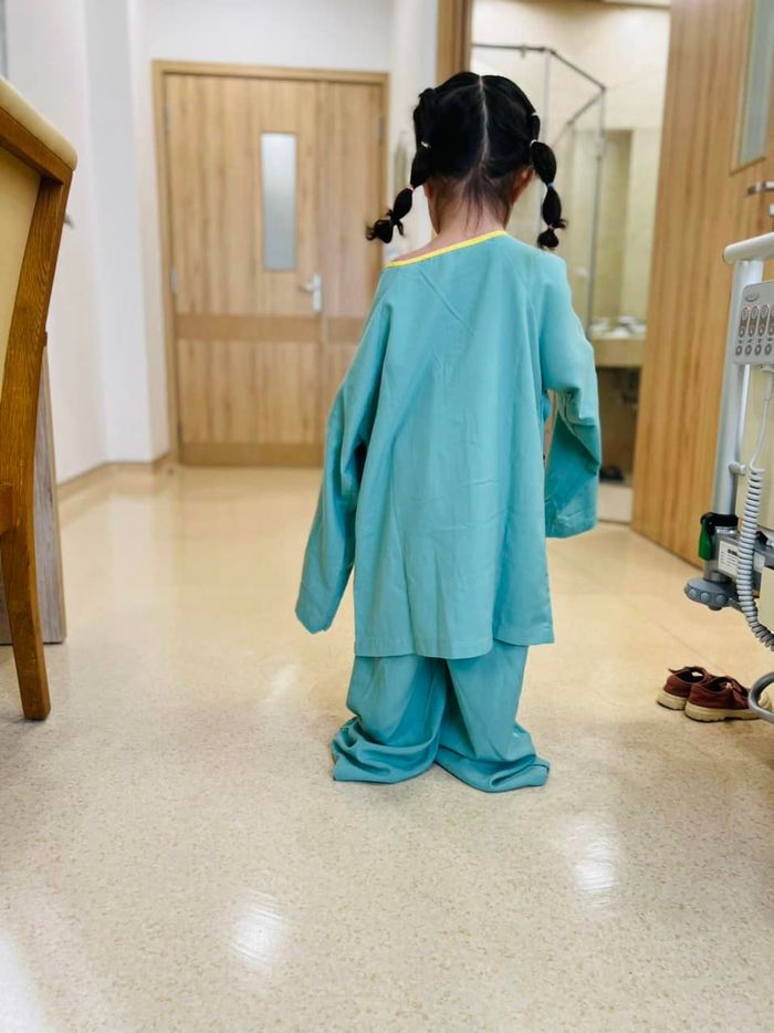 Nhóc tỳ nhà sao Việt bị bố mẹ dìm: Winnie sao thua mẹ Đông Nhi được