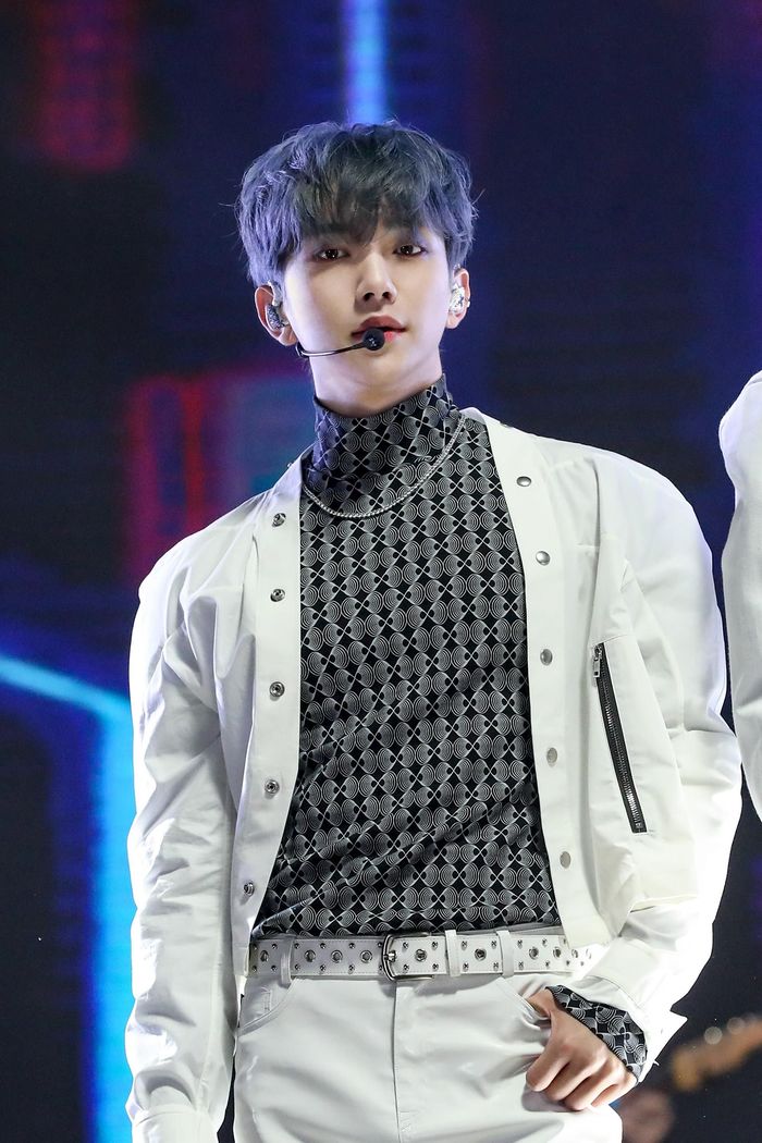 Những idol sở hữu vẻ ngoài, thần thái giống nhau như đúc