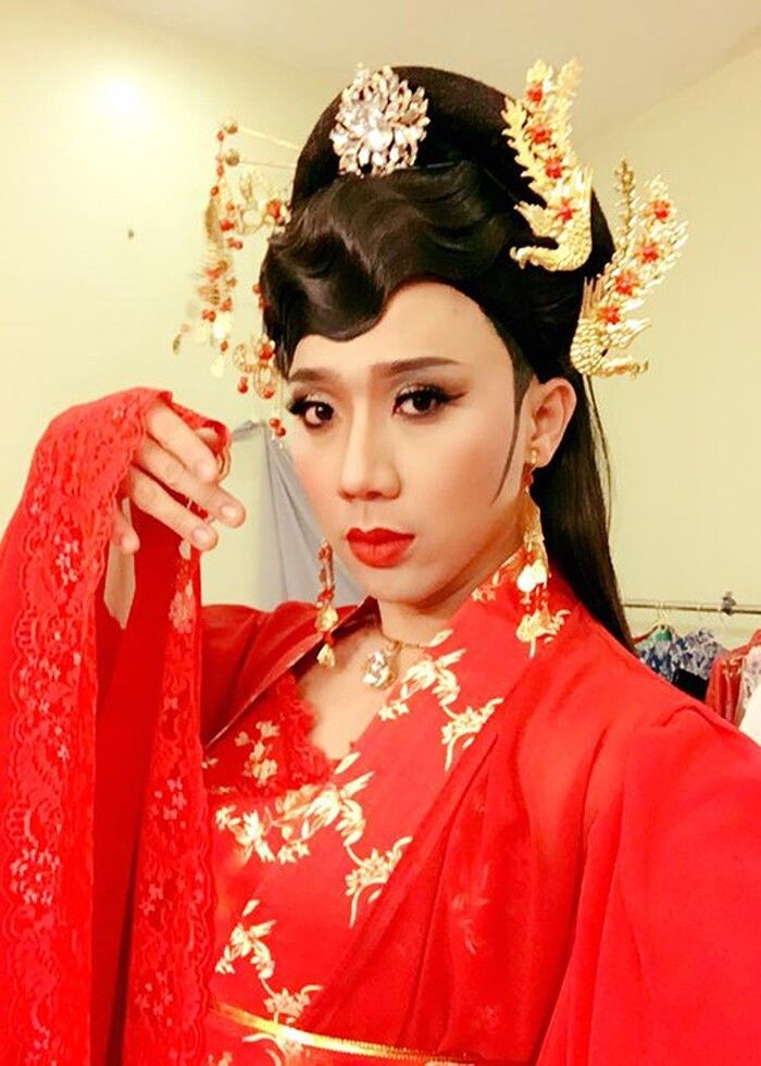 Những màn giả gái thần sầu của Trấn Thành: kiểu này sắp thành cô Đẩu