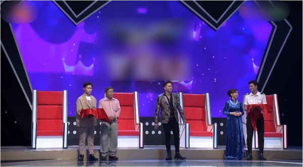 Ông bố tìm chồng cho con gây sốt khi nói: “Tài sản tôi không thiếu