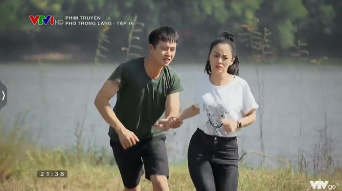 Phố Trong Làng: Quạt chứng minh đẳng cấp nóc nhà quyền lực