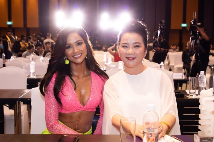 Trưởng BGK Xuân Trang đưa tiêu chí chấm thi Hoa hậu Hoàn vũ Việt Nam