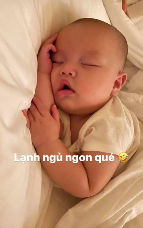 Leon đam mê thể thao bất diệt y hệt như bố Kim Lý