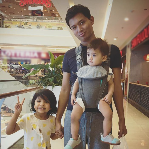 Gia đình hạnh phúc của BTV Việt Hoàng - Anh da nâu mặn nhất VTV24