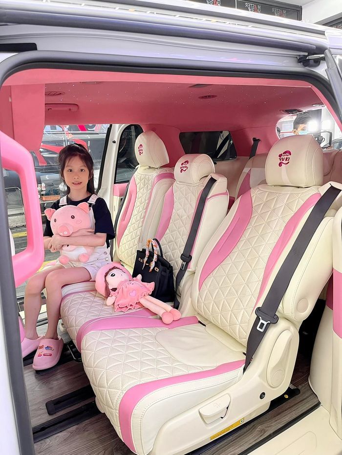 2 cô vợ Vbiz được chồng yêu thương, chiều chuộng như bà hoàng