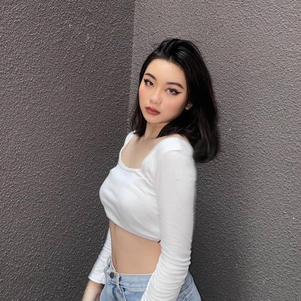 Visual xuất sắc, Kellie vẫn bị make up dìm chìm: 17 tuổi tưởng
