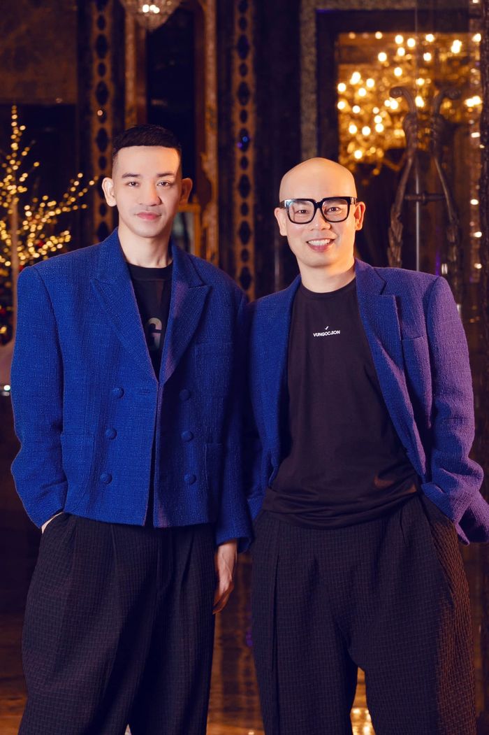 Vũ Ngọc và Son tìm người mẫu cho show thời trang ở Bảo tàng Mỹ thuật