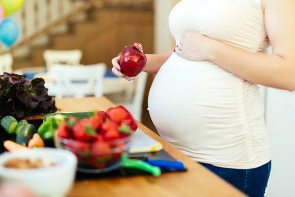 Em bé đẹp như tiểu mỹ nhân, nét nào ra nét đấy gấy sốt mạng