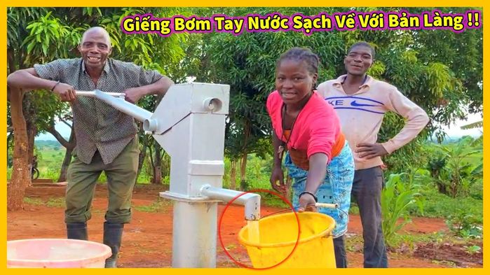 YouTuber Quang Linh lần đầu tiên về nước ăn Tết sau 6 năm xa quê