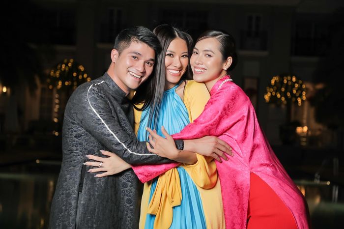 Ảnh hot sao Việt 26/1: Winnie pose dáng với áo tắm chuẩn Hoa hậu 