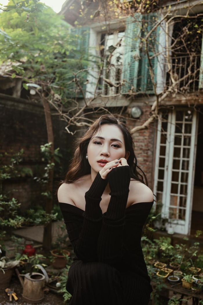 Chân dài Việt giải nghệ: người như bà hoàng, người làm mẹ đơn thân