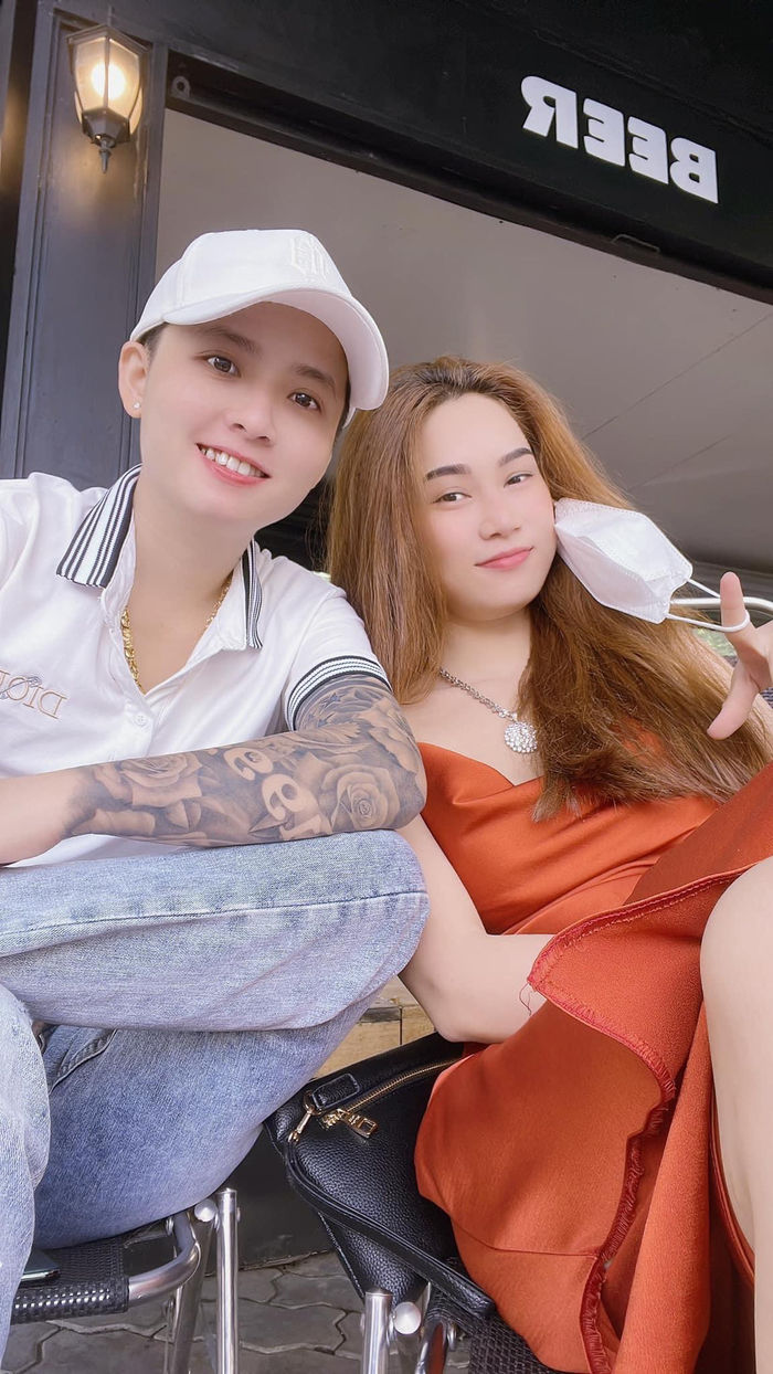 Cô gái quyết sống đúng giới tính thật sau cuộc chia tay chóng vánh