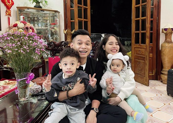 Độ Mixi và vợ “yêu từ cái nhìn đầu tiên”: Hẹn hò 3 tháng rồi chốt cưới