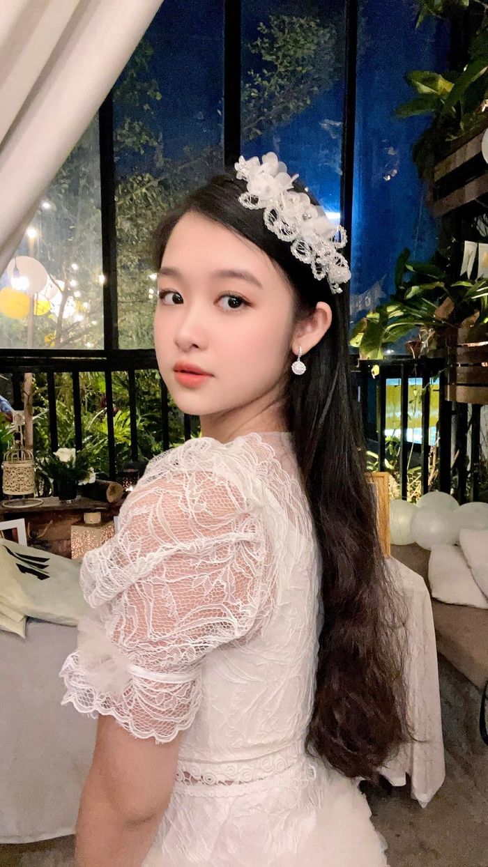 Hoa khôi nhí Cần Thơ - Lê Huỳnh Bảo Ngọc trổ tài năng khiếu thể thao