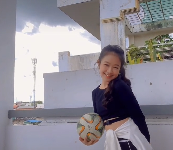 Hoa khôi nhí Cần Thơ - Lê Huỳnh Bảo Ngọc trổ tài năng khiếu thể thao