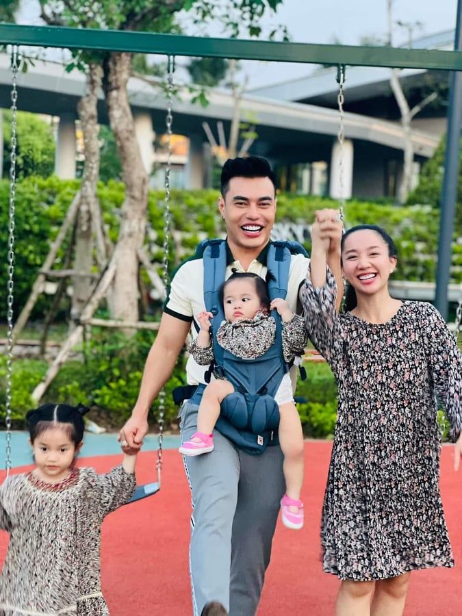 Hội ông bố 3 con: thánh livestream Lê Dương Bảo Lâm gia nhập
