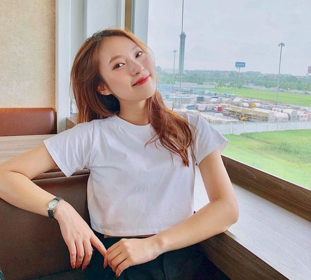Hot girl nói 7 thứ tiếng: Một tháng chi 50-60 triệu là không phung phí
