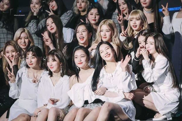 Khoảnh khắc x2 visual: Cha Eunwoo và Jaehyun khiến fan điên đảo
