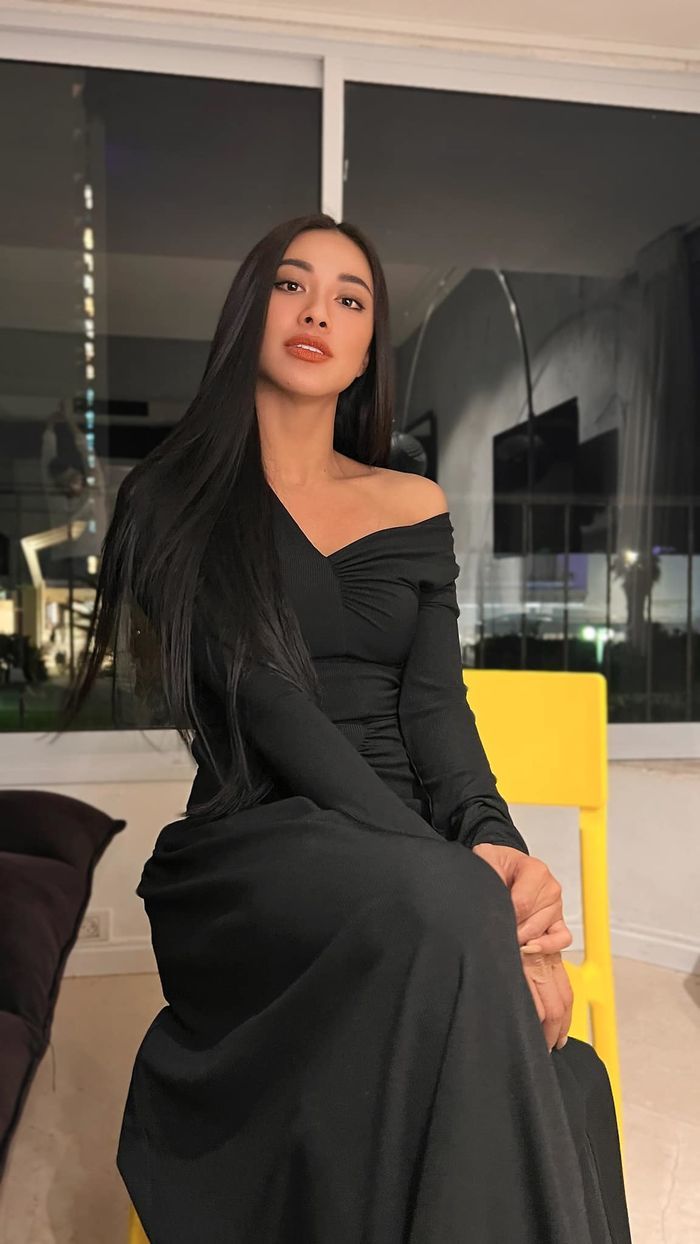 Kim Duyên - Đỗ Thị Hà đi thi vất vả còn dính Covid