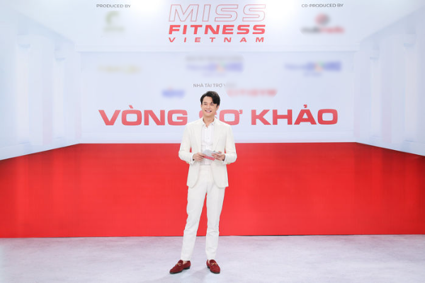 Miss Fitness Vietnam 2022: Minh Tú mắc Covid-19 phải chấm online
