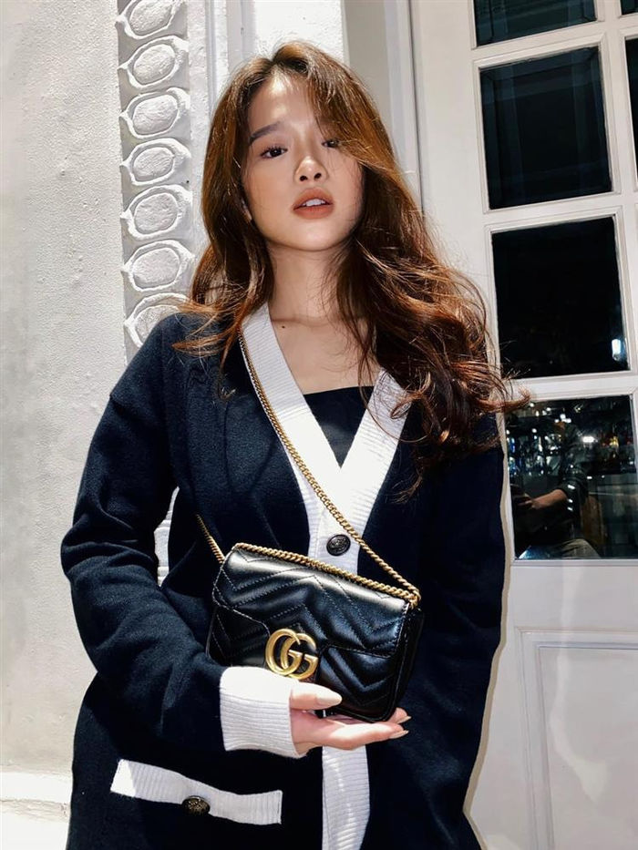 Cuộc sống hiện tại tuổi 20 của Linh Ka khiến ai cũng ganh tị
