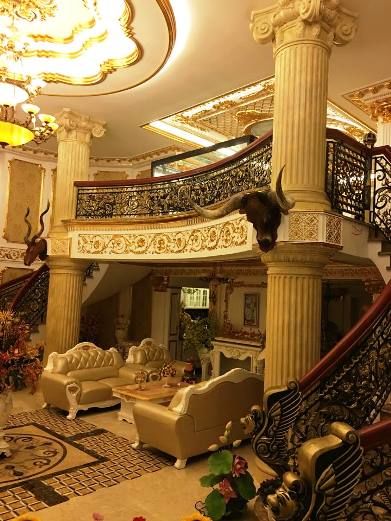 Lý Nhã Kỳ: Giàu đã đành, phát ngôn câu nào câu nấy sặc mùi tiền