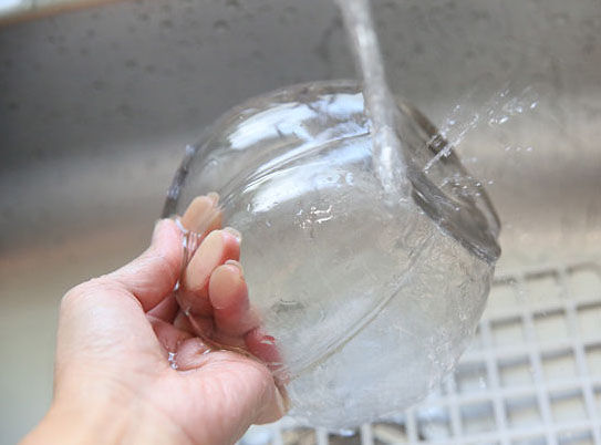 Mẹo đơn giản giữ hoa tươi lâu trong mấy ngày Tết: Dùng giấm và chanh