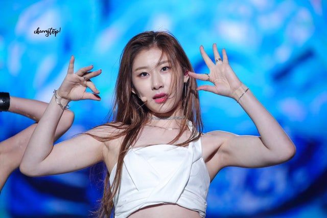 8 mỹ nhân Kpop khoe cơ bắp khiến dân tình ngỡ ngàng