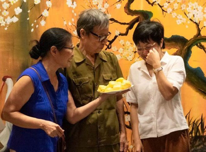 Mỹ nhân Việt ly hôn vẫn được ba mẹ chồng cũ yêu thương như con ruột