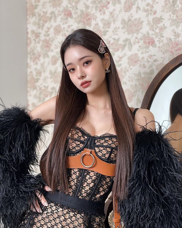 6 mỹ nữ Kpop đại diện cho vẻ đẹp xu hướng tại Hàn: Khó thiếu Jennie
