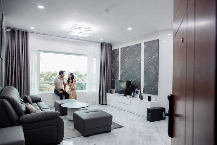 Nhóc tì Vbiz vừa chào đời đã được tặng quà khủng: người tặng xe 21 tỷ