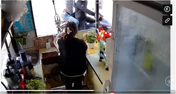 Những cô gái dũng cảm tay không bắt cướp: Có cô 20 tuổi solo với 4 anh