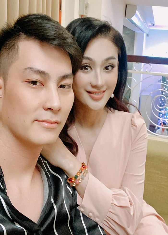 Những lần cao thượng của Lâm Khánh Chi: tổ chức cưới cho tình cũ