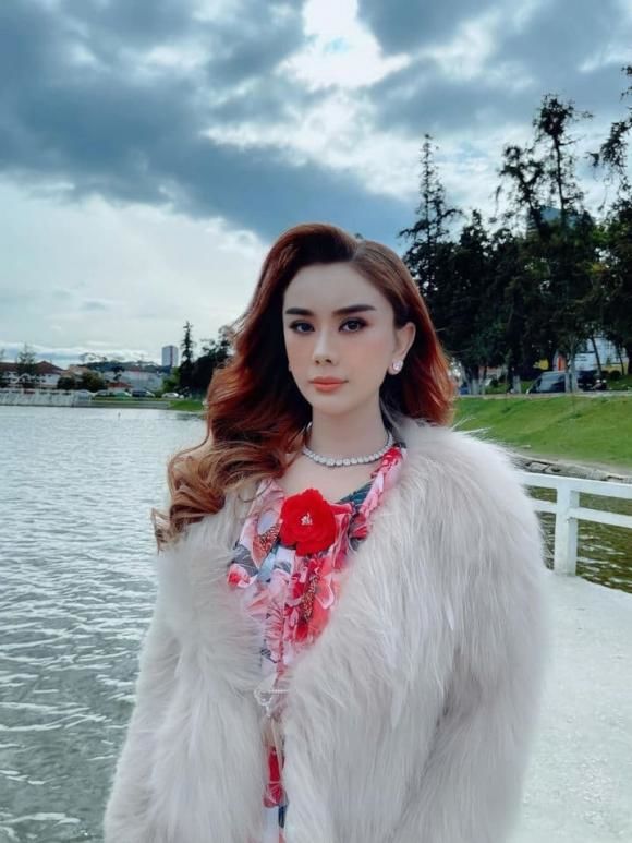Những lần cao thượng của Lâm Khánh Chi: tổ chức cưới cho tình cũ