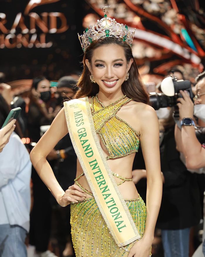 7 nàng Hoa hậu giỏi ngoại ngữ nhất Vbiz: Thùy Tiên chưa phải nhất