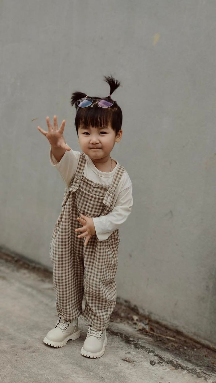 Phong cách Bo Thúi từ khi về ngoại: từ soái ca nhí thành cute hạt me