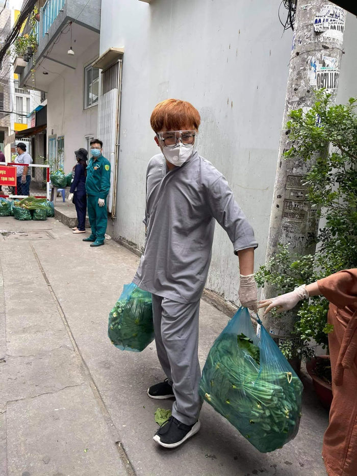 Sao chân ướt đi thi: Đại Nghĩa nay là MC giàu và chăm từ thiện nhất