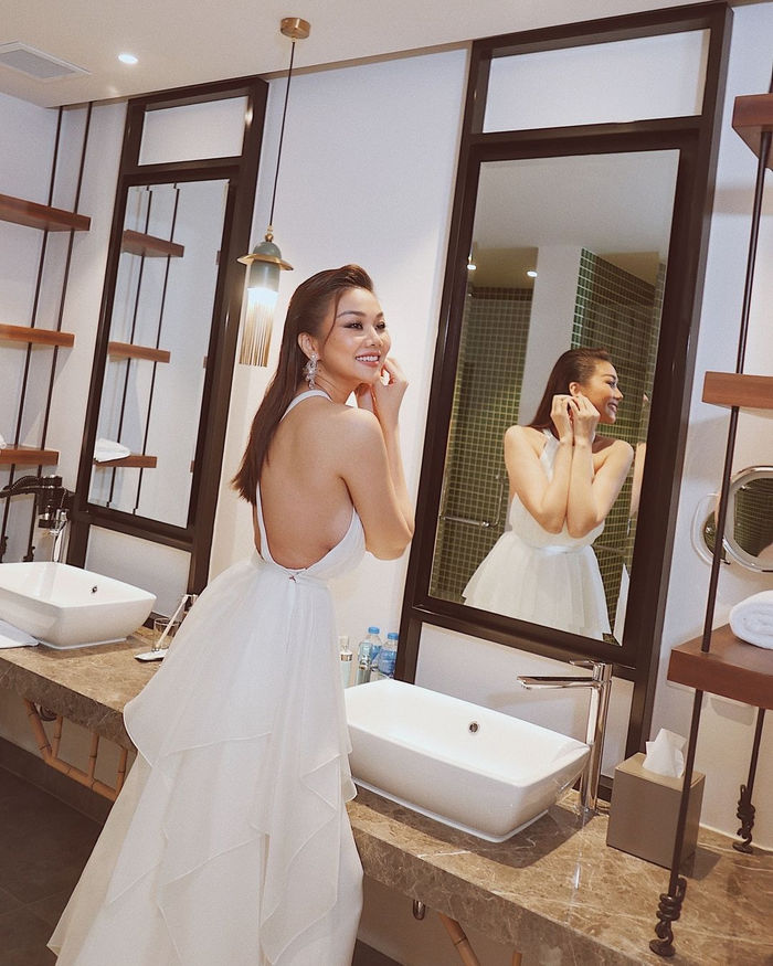 Sao chân ướt đi thi: Thanh Hằng từ Hoa hậu đến chân dài giàu nhất Vbiz