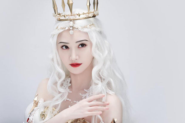 Những ma nữ tóc trắng đẹp mê hồn trên màn ảnh Hoa ngữ