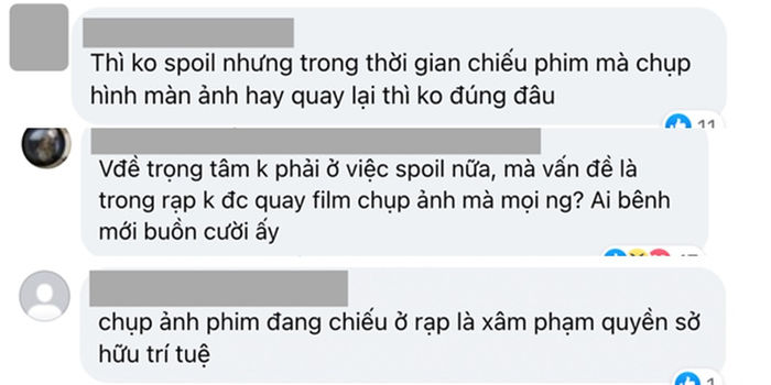 Sao Việt bị chê kém duyên ở rạp: Sơn Tùng chụp ảnh phim đang chiếu